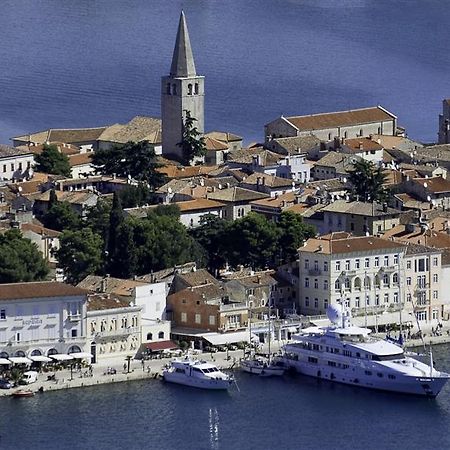 Apartments Mladenka Poreč Buitenkant foto