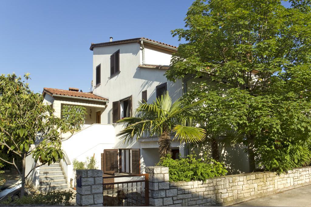 Apartments Mladenka Poreč Buitenkant foto